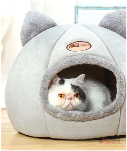 Wholesale Offer: CozyPaws Round Cat Beds - Warm and Enclosed - thumbnail image - Premier B2B Stocklot Marketplace