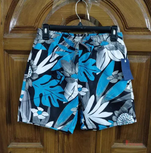 Bulk Purchase Opportunity: Men’s Swimming Shorts Stocklot - thumbnail image - Premier B2B Stocklot Marketplace